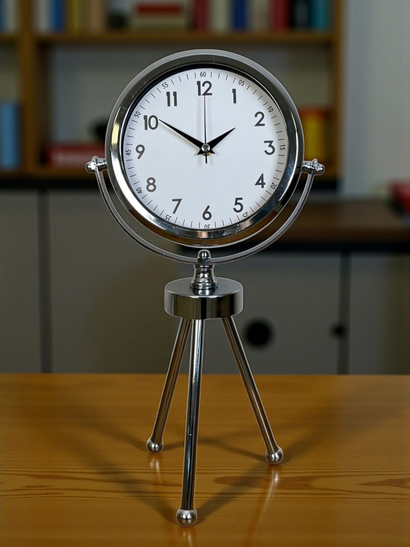 Zentime Krom Şık Üç Ayaklı Masa Saati