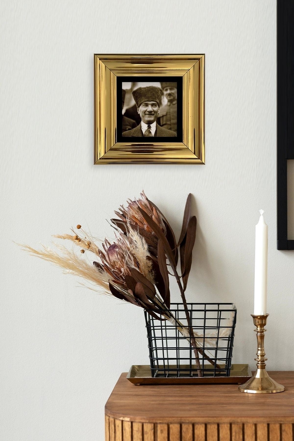 Atatürk Çerçeveli Taş Tablo 20 cm