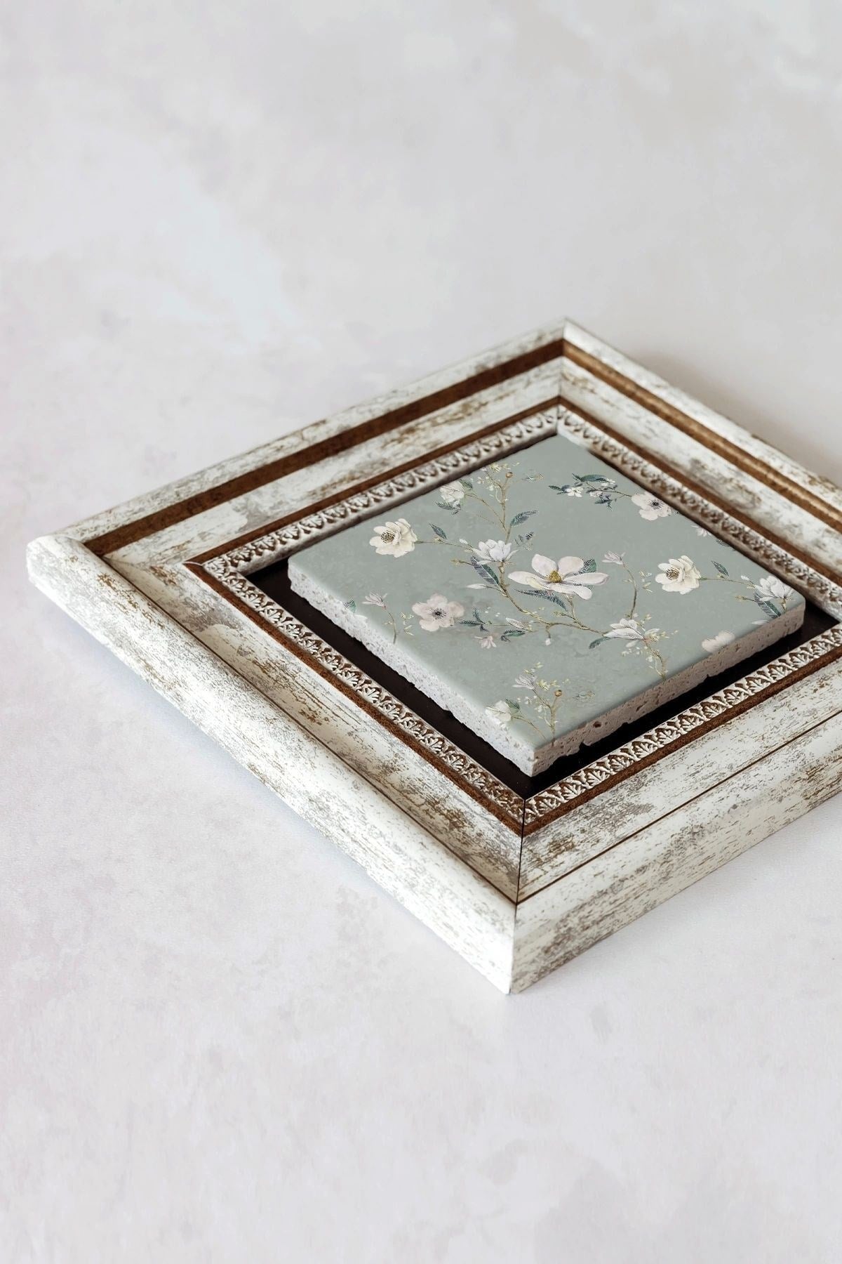 Çiçek Desenli Çerçeveli Taş Tablo , Çerçeveli Taş Duvar Dekoru-enkcrcvtbl-00183 20 cm