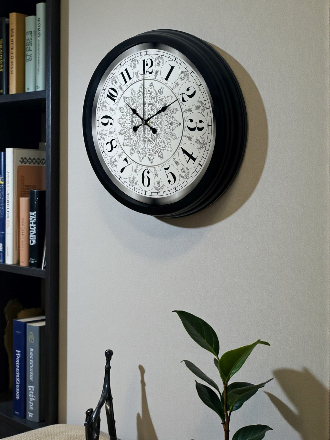 Zentime Şaheser Tasarım Zarif Desenli 40 cm Metal Duvar Saati