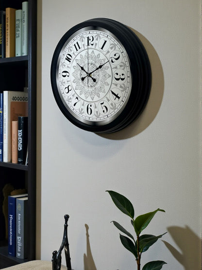 Zentime Şaheser Tasarım Zarif Desenli 40 cm Metal Duvar Saati