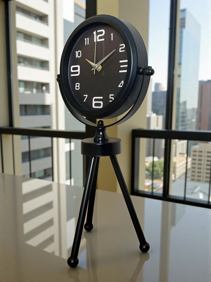 Zentime Siyah Zarif Üç Ayaklı Masa Saati