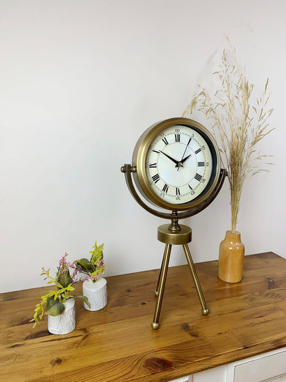 Zentime Eskitme Vintage Üç Ayaklı Masa Saati