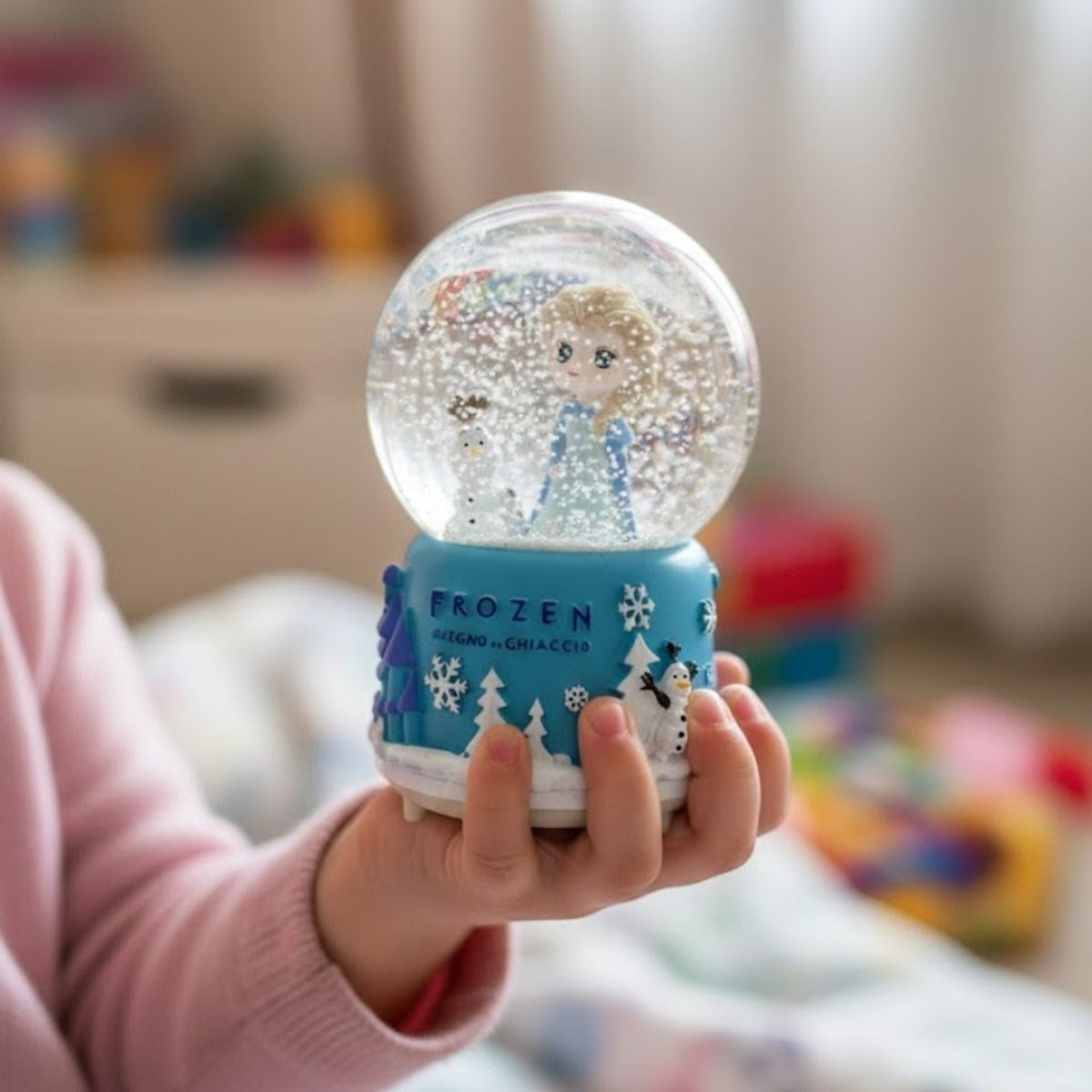 Pilli Işıklı Müzikli Kar Küresi–frozen Karlar Ülkesi Figürlü Eğlenceli Masaüstü Biblo, LED Aydınlatmalı Dekoratif Hediyelik Kar Küresi