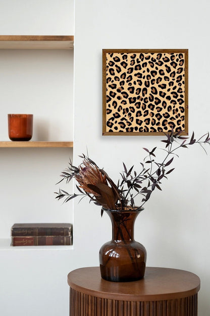 Leopar Deseni Ahşap Çerçeveli Tablo 50 x 50