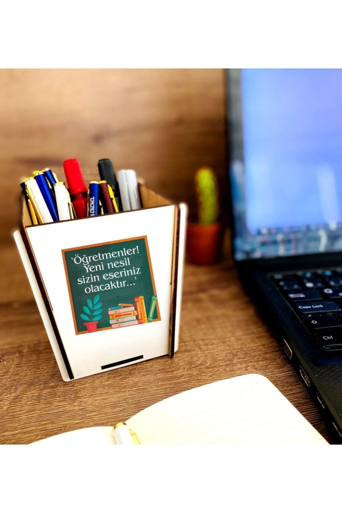Öğretmenler Günü Temalı Ahşap Kalemlik