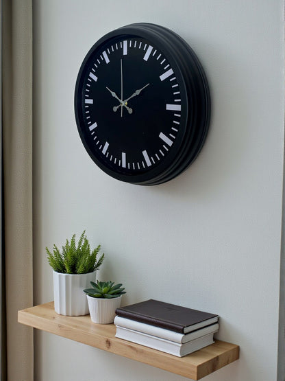 Black Baseline 40 Cm Metal Duvar Saati