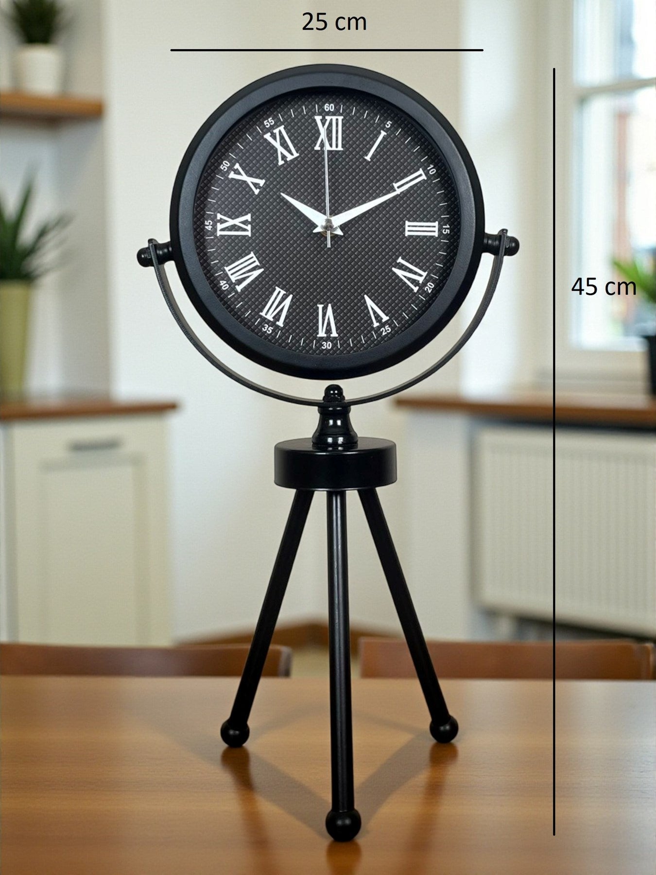 Zentime Siyah Zarif Üç Ayaklı Masa Saati