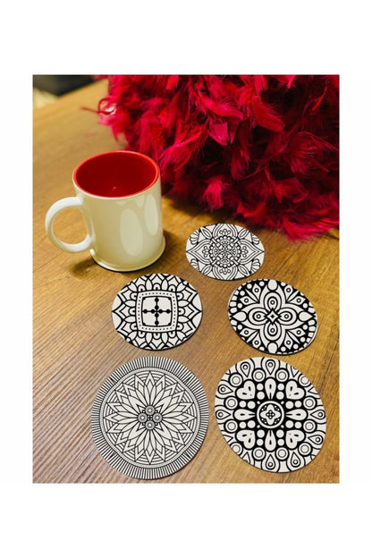 6 Parça Siyah-beyaz Ahşap Bardak Altlığı